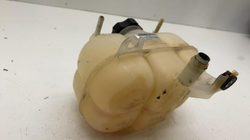 68249136AA ⭕17-25 Chrysler Pacifica Coolant Overflow Expansion Reservoir Tank Bottle w/ Cap