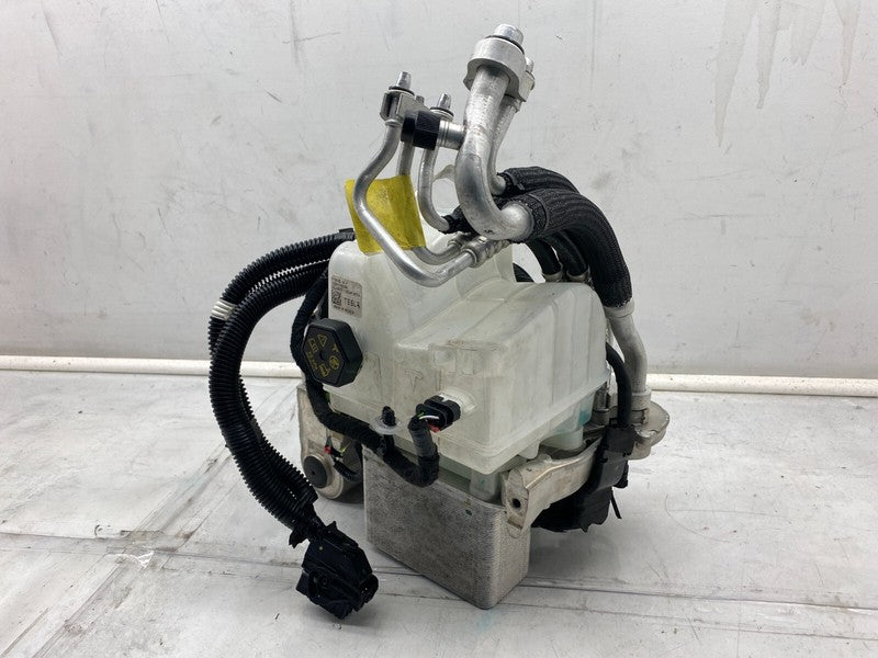 1506803 00 F 20-24 Model Y Supermanifold Refrigerant Chiller & Coolant Reservoir 1506803-00-F
