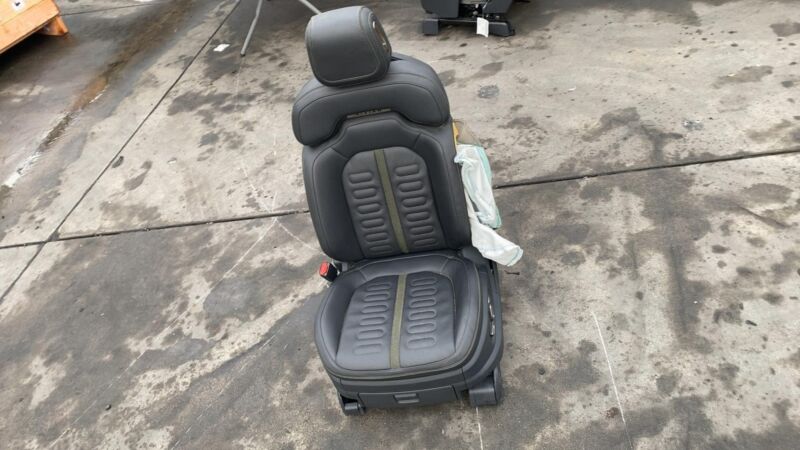 2022 2023 2024 Rivian R1T R1S Front Driver Side 1st Row Seat Black Mountain Left