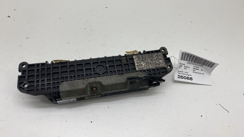 A2978606500 ⭕ 2022 EQS 450+ V297 Front Right Knee Safety Airbag A2978606500 (FOR PARTS ONLY)