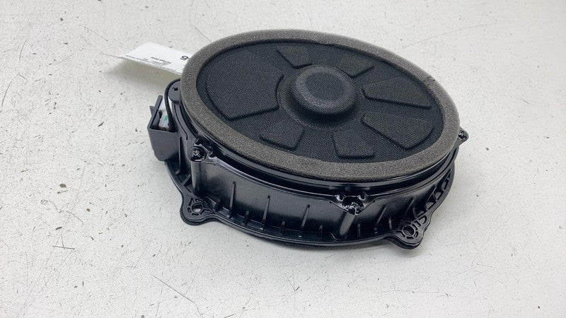 PT00000366F 22-24 Rivian R1T R1S Front or Rear Left or Right Door Audio Speaker PT00000366-F