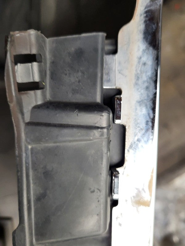 600587400G ⭕ 12-20 Model S Driver Side Skirt Rocker Molding Sill Panel Left LH 6005874-00-G