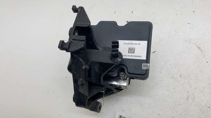 ⭕ 17-23 Tesla Model 3 Anti-Lock Brake System ABS Pump Module Unit 1044