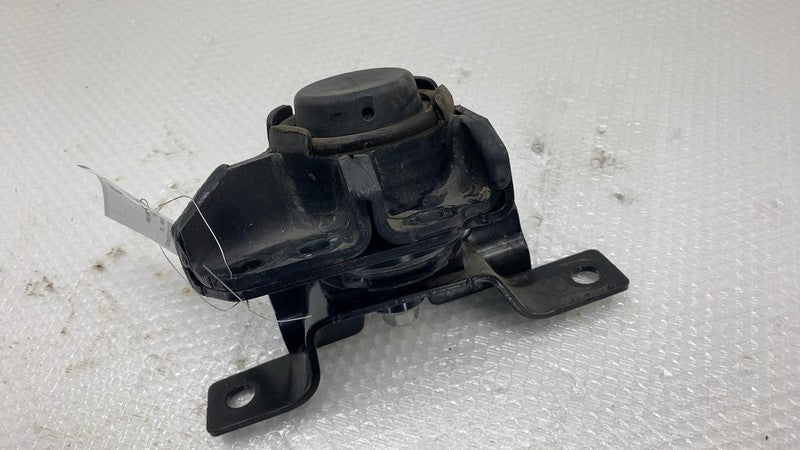 2013-2018 Ford C-Max Front Passenger Side Engine Mount w/ Bracket Supp