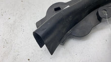 ⭕ 2018 2019 BMW 530e Front Right Engine Compartment Rubber Gasket Flap 748506-13