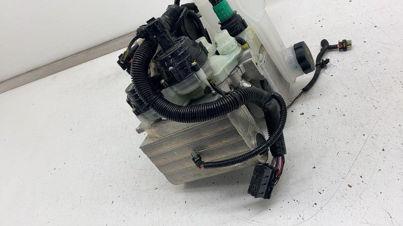 ⭕ 21-23 Model X S Supermanifold Octovalve Coolant Reservoir Pump 17521