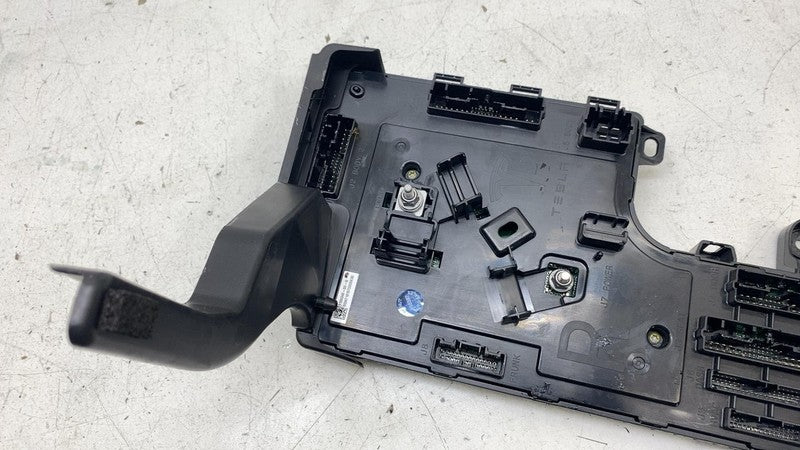 ⭕ 17-20 Model 3 Right Low Voltage LV Controller Electronic Module 1100