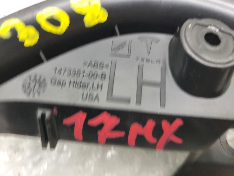 1473351 00 B ⭕16-20 Model X Rear Driver Side Door Seal Lower Trim Gap Hider Left 1473351-00-B