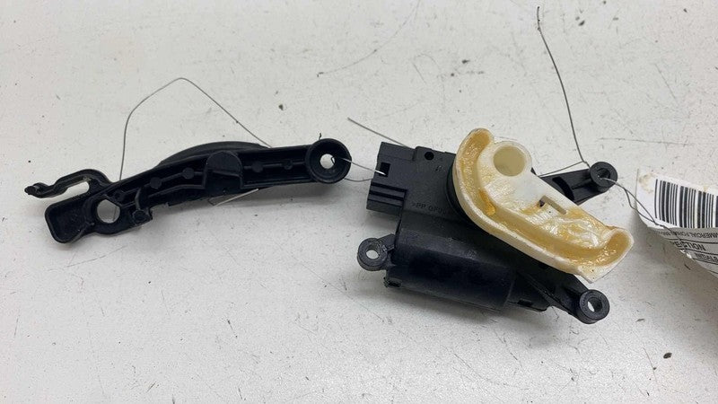 16478544 ⭕ 17-25 Chrysler Pacifica Air Conditioning Heater Flap Motor Actuator 16478544