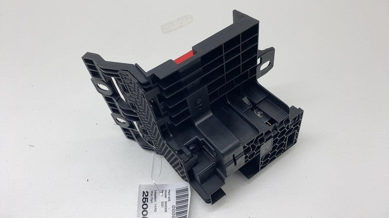 2018-2023 BMW 530e G30 Positive Battery Cable Distribution Fuse Box 68