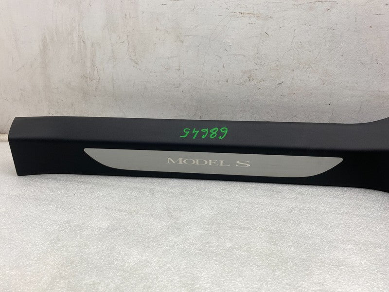 1030391-00-F ⭕2012-2020 Model S Front Right Lower Sill Plate A-Pillar Trim Cover 1030391-00-F