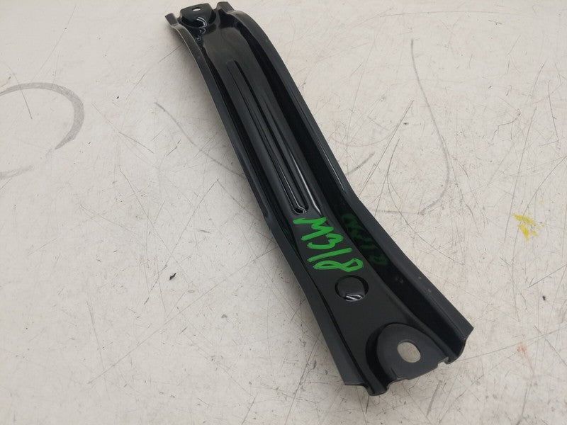 ⭕ 17-23 Model 3 Rear Left or Right Outer Seat Rail Support Bracket 109