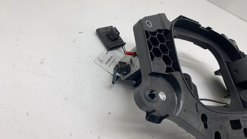 ⭕22-25 Mercedes-Benz EQS 450+ V297 Charging Port Door Lid White 799 A2