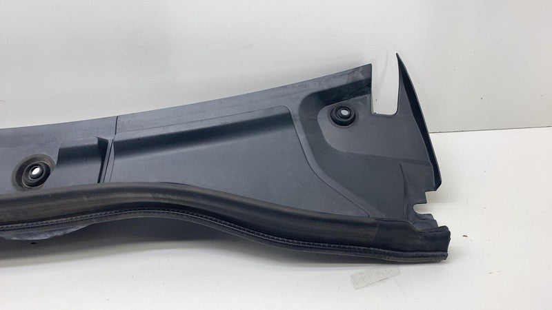 ⭕ 2014-2015 Mercedes-Benz B Electric Drive Front Wiper Cowl Trim Panel OEM
