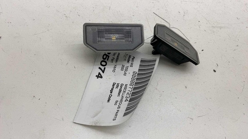 ⭕ 17-24 Tesla Model 3 Rear Left or Right License Plate Light Lamp 1449