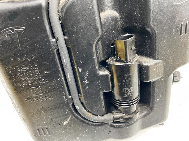 ⭕ 20-24 Model Y MY Windshield Washer Fluid Tank Reservoir & Motor 1490