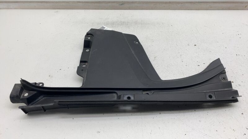 ⭕ 2017-2023 Maserati Levante Front Windshield Protector Wiper Cowl Trim Right RH