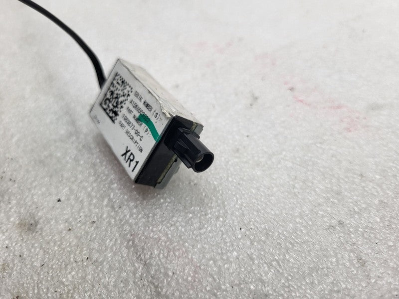 1063877 00 C ⭕ 2016 2017 2018 2019 2020 Tesla Model X Antenna Amplifier Assembly 1063877-00-C