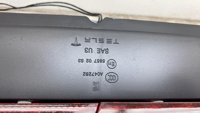 ⭕ 12-20 Model S Rear Center High Mounted Stop Light Third 3rd Brake 60