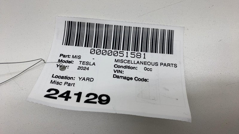 155133000B 2024-2025 Tesla Cybertruck FM Antenna Amplifier Module 1551330-00-B Assembly OEM