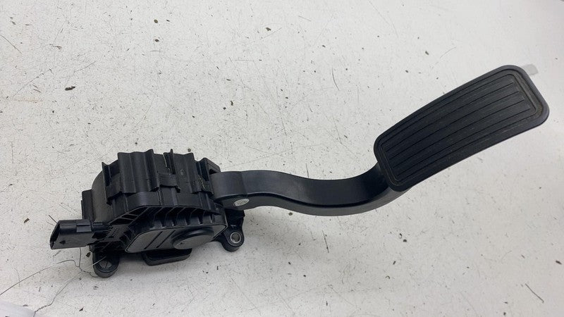 ⭕ 2017-2023 Tesla Model 3 M3 Front Accelerator Gas Pedal Throttle Sens