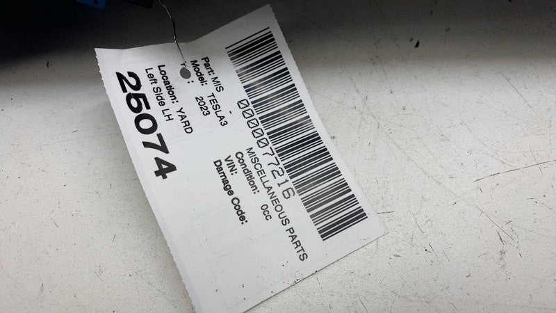 1100437-00-E ⭕ 2017-2023 Tesla Model 3 Left B-Pillar Applique Glass Trim Molding 1100437-00-E