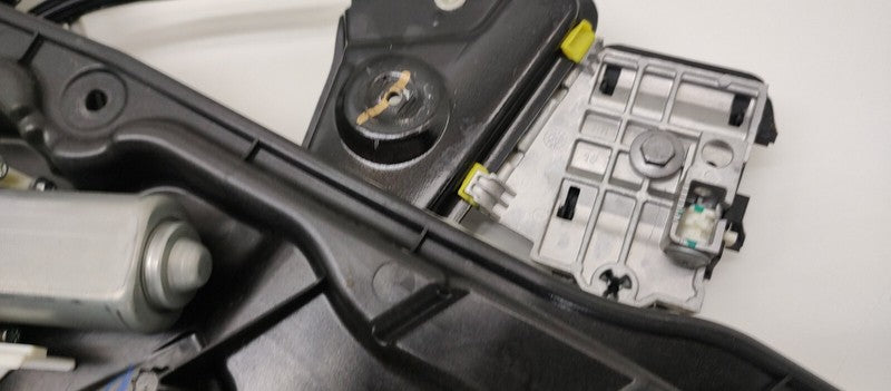 ⭕ 20-24 Tesla Model Y Rear Passenger Right Window Regulator & Motor 14