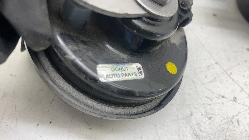 4KE951223 ⭕ 19-23 e-Tron PAIR Low & High Pitch Note Tone Horn Signal w/ Bracket 4KE951223