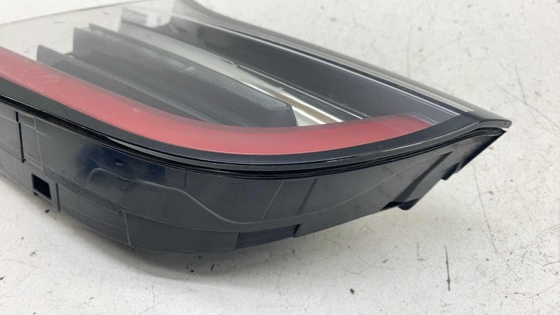 1502089-00-B ⭕ 2020-2024 Model Y Rear Right Inner Taillight LED Tail Lamp 4-Pin 1502089-00-B