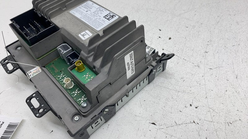 ⭕ 2017-2022 Maserati Levante Radio Display Screen Monitor and Receiver