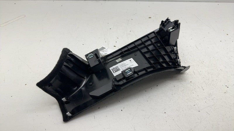 ⭕ 2025-2026 Tesla Model Y Rear Right C-Pillar Lower Trim Cover Assy 19