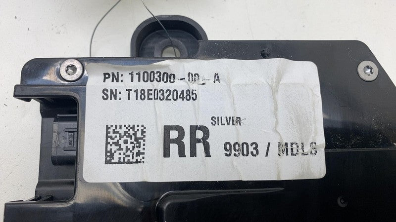 ⭕ 2016-2020 Tesla Model S Rear Right Exterior Door Handle Outer OEM 11