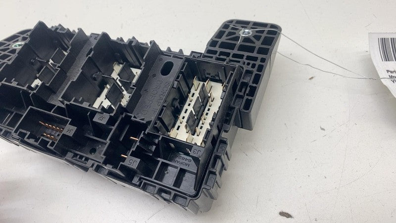 ⭕ 2019-2025 Ram 1500 5th Gen Power Distribution Center Fuse Box Assemb