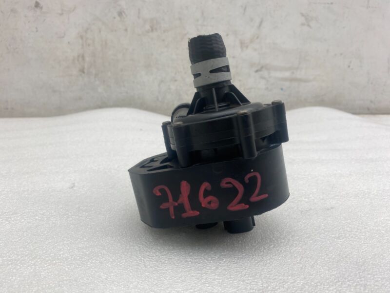 2016-2020 Tesla Model S MS Electric Auxiliary Coolant Water Pump w/ Bracket Assy