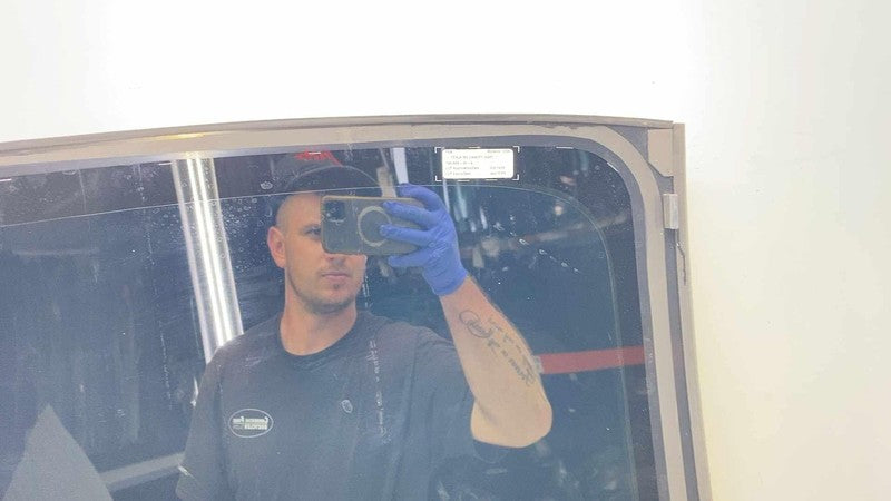 ⭕ 21-23 Model 3 Front Middle Panoramic Sun Moon Roof Window Glass 1587