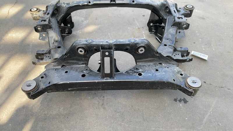 Crossmember/cradle/undercarria TESLA MODEL 3 23