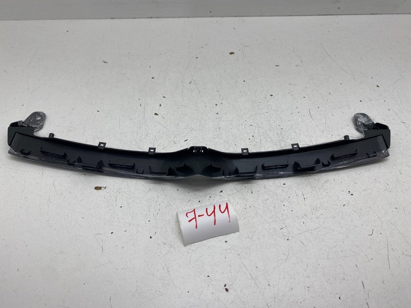 1611012 00 C ⭕ 21-25 Tesla Model S Front Bumper Upper Grille Trim V-Bar Insert 1611012-00-C