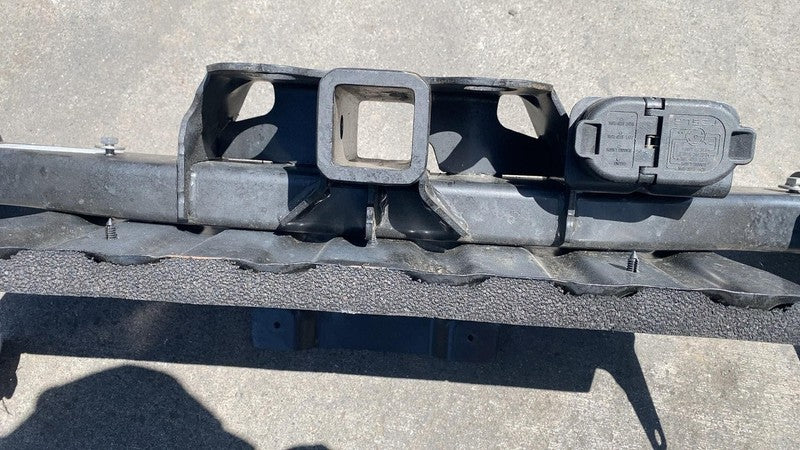 ⭕ 24-25 Tesla Cybertruck Rear Trailer Hitch Tow Bar w/ Step Bracket 17