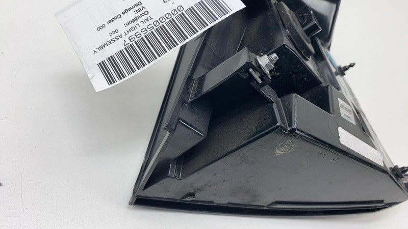 ⭕17-22 Tesla Model 3 Rear Driver Side Exterior Taillight Outer Tail La