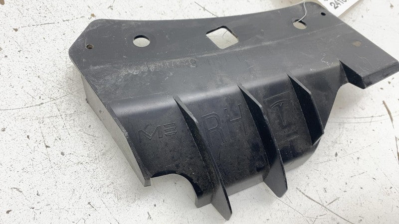 1084170 00 B 2017-2023 Tesla Model 3 M3 Front Bumper End Carrier Upper Right Bracket Support