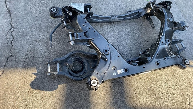 1044575-00-B ⭕ 2017-2023 Tesla Model 3 Rear Subframe Cradle Crossmember Assembly 1044575-00-B