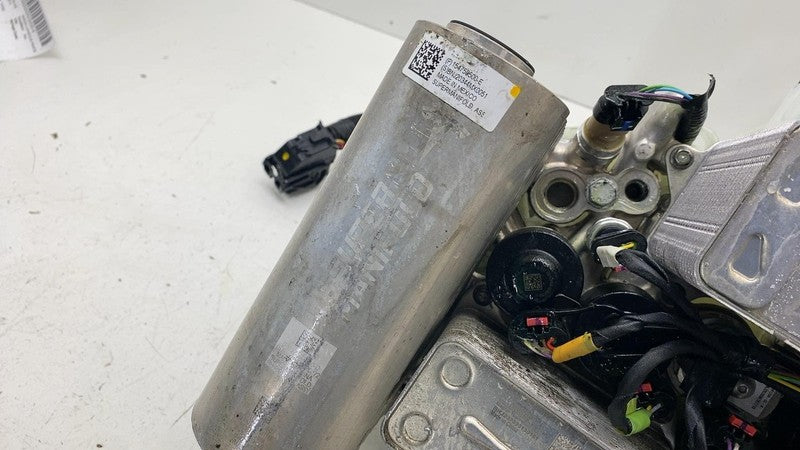 ⭕ 2020-2024 Tesla Model Y Supermanifold Refrigerant Chiller w/ Coolant