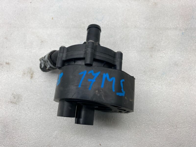 2015-2021 Tesla Model S X Front Cooling System Coolant Pump Assy 103534800F Used