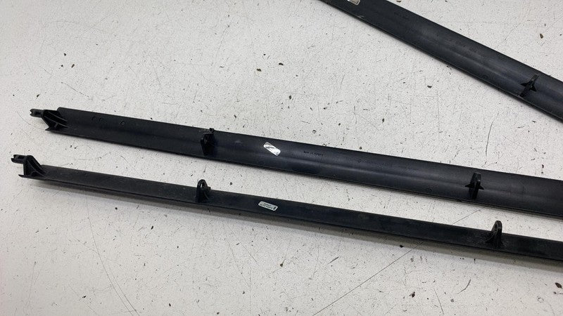 E16-105309-00 ⭕ 2019-2023 Audi E-Tron Quattro Intercooler Air Duct Guide Blinds Channel Blade