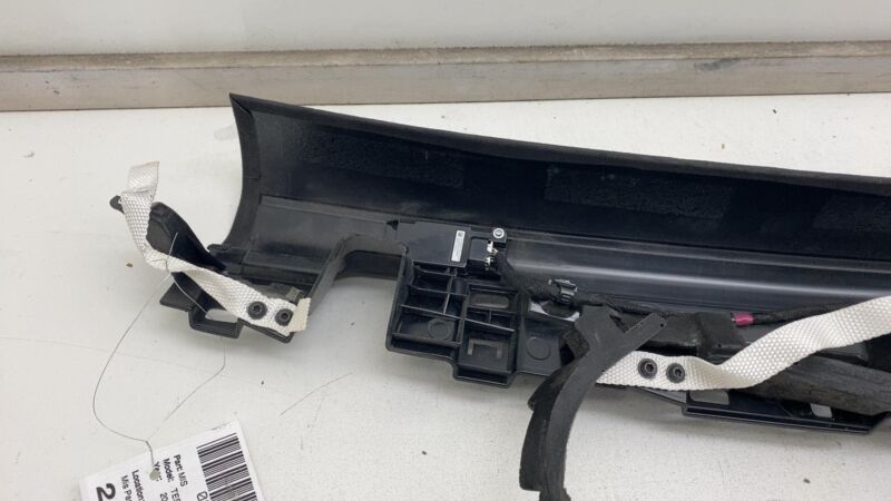 162245396C ⭕ 21-23 Tesla Model X Front Left Interior A-Pillar Upper Trim Cover 1622453-96-C