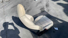 Front Seat TESLA X 22