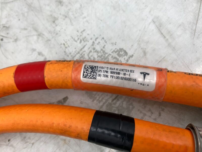 100651000B ⭕12-15 Model S MS High Voltage Battery to Rear Junction Box Harness 1022565-10-E