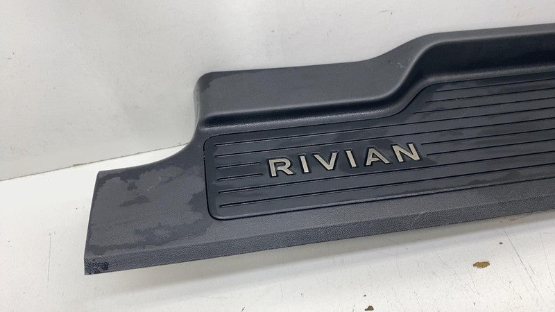 PT00219778 ⭕ 2022-2025 Rivian R1S Rear Left Sill Scuff Plate w/ C-Pillar Trim LH PT00219778