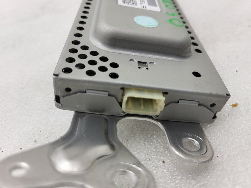 107974900D ⭕ 2017-2023 Model 3 Harman Becker FM HD Audio Radio Receiver Module 1079749-00-D