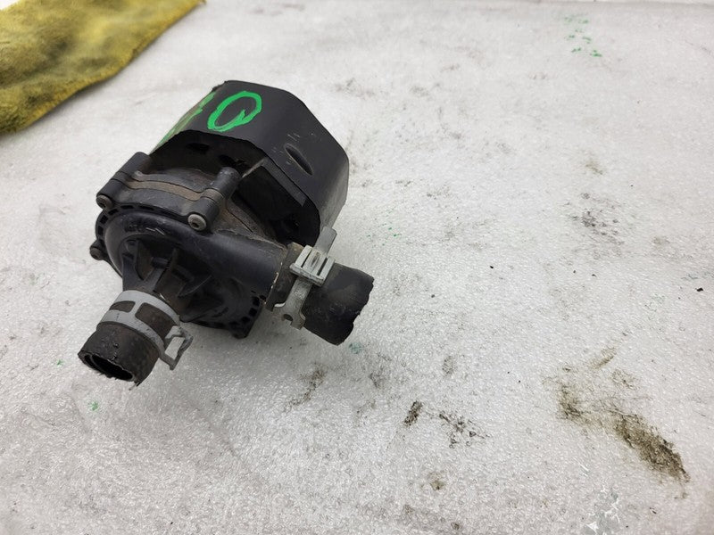 103732700G 2016-2020 Tesla Model S X Cooling System Auxiliary Water Coolant Pump FWD Assy